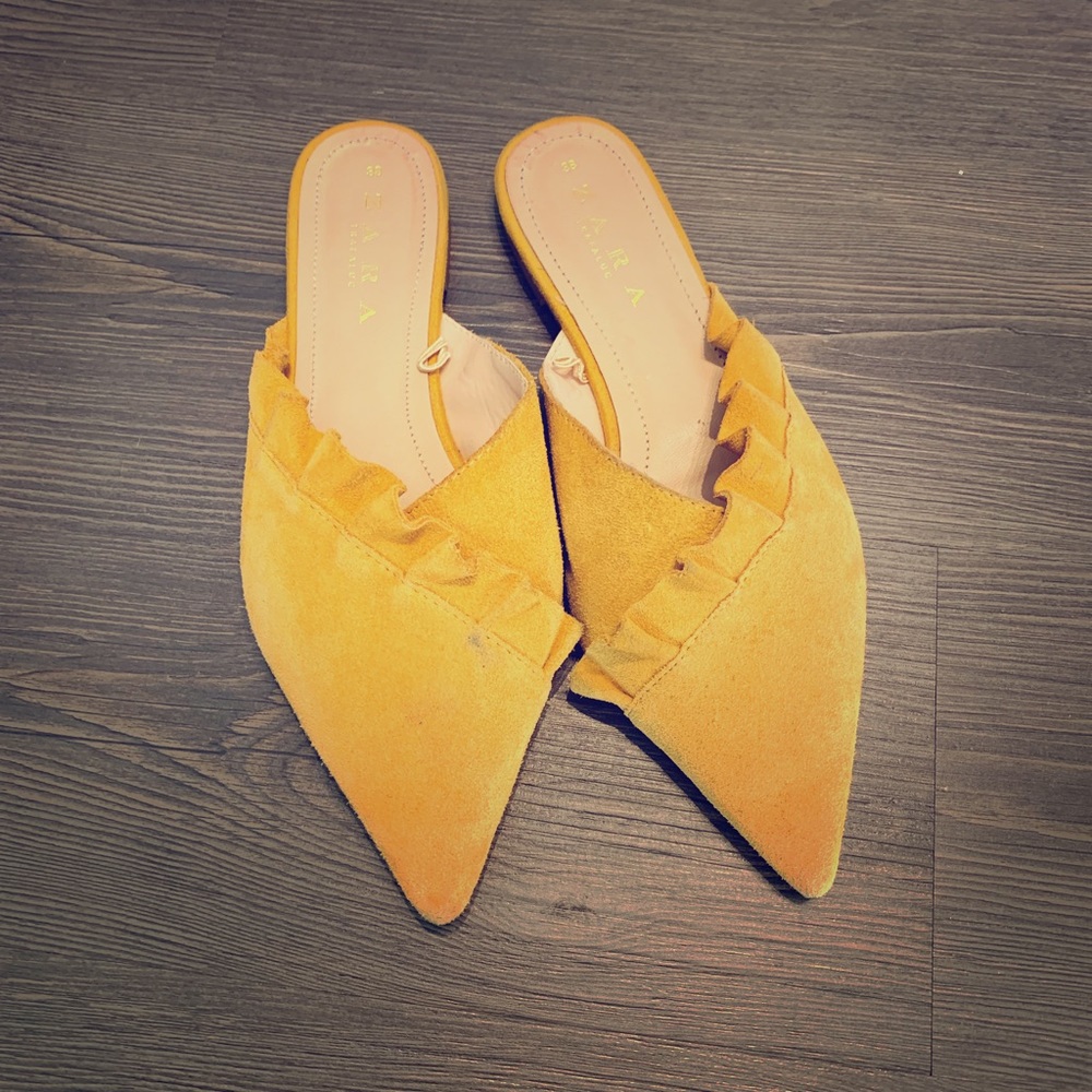 Zara Yellow Ruffle Pointy toe Mules